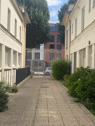Ferienwohnung Chez Virginie Agreable Centre Parking Rouen Exterior foto